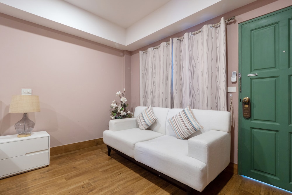 the one sabai living