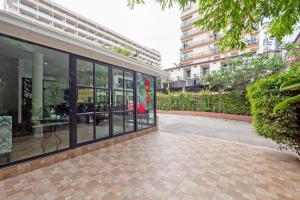 the one sabai living