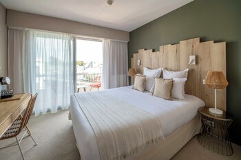 bo and mia hotel