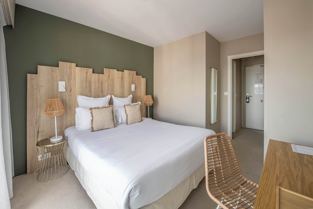 bo and mia hotel