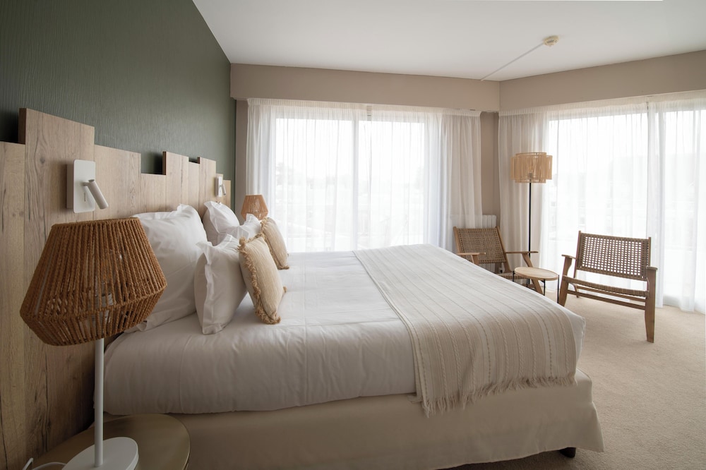 bo and mia hotel