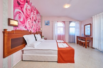 hotel karolina