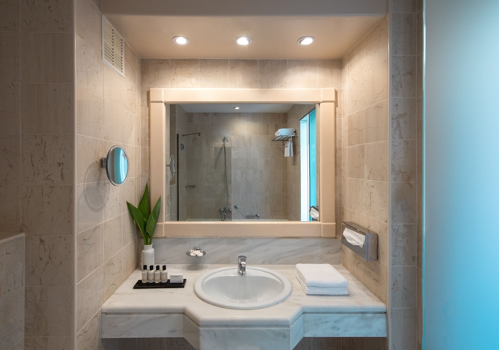 mitsis cretan village