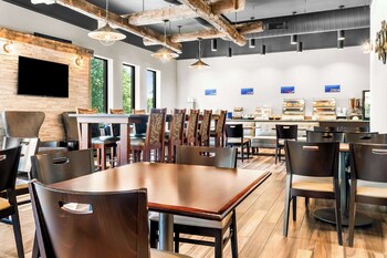 best western okemos east lansing hotel and suites