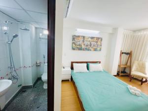 onestar riverside da nang