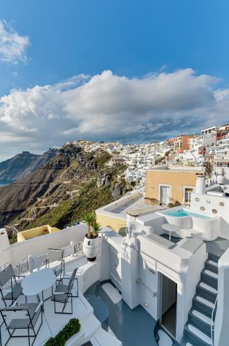 trieris villa and suites