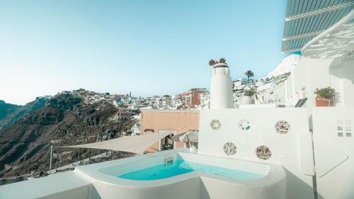 trieris villa and suites