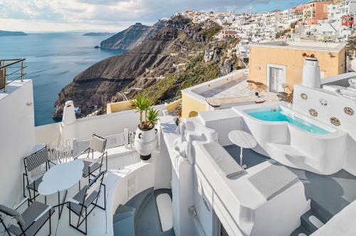 trieris villa and suites