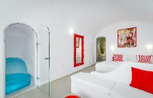 trieris villa and suites