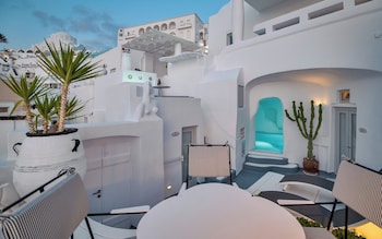 trieris villa and suites