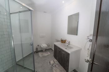 flora hotel bodrum