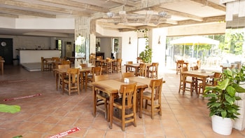flora hotel bodrum