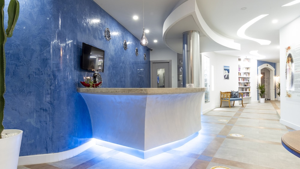 flora hotel bodrum