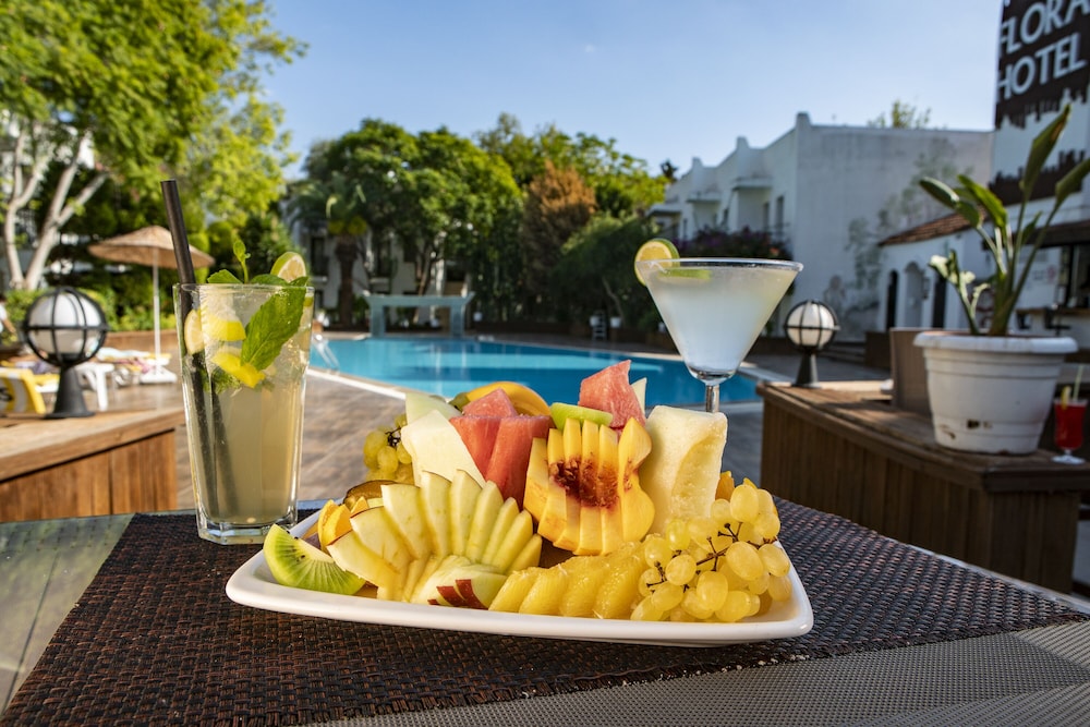 flora hotel bodrum