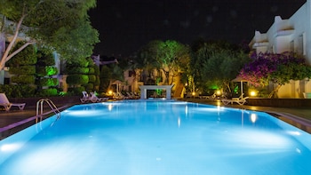 flora hotel bodrum