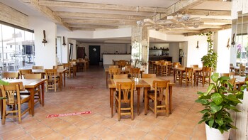 flora hotel bodrum