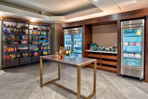 doubletree by hilton lansing