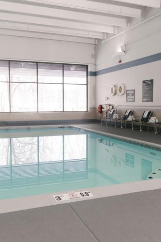 doubletree by hilton lansing