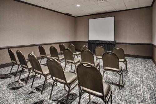 doubletree by hilton lansing