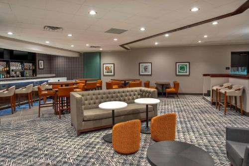 doubletree by hilton lansing