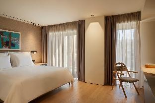 dusit suites athens