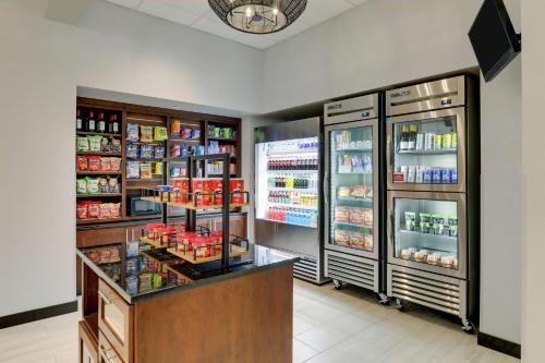 drury plaza hotel savannah pooler