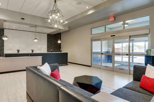 drury plaza hotel savannah pooler