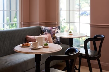 hotel vesper houston a tribute portfolio hotel