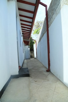 dinsara pearl villa