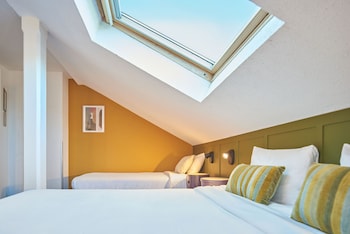 hotel bordeaux clemenceau by happyculture