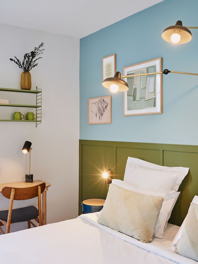 hotel bordeaux clemenceau by happyculture