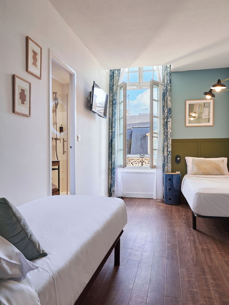 hotel bordeaux clemenceau by happyculture