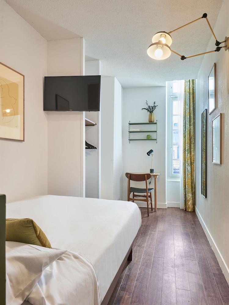 hotel bordeaux clemenceau by happyculture