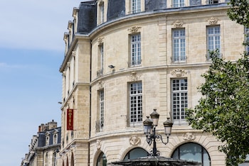 hotel bordeaux clemenceau by happyculture