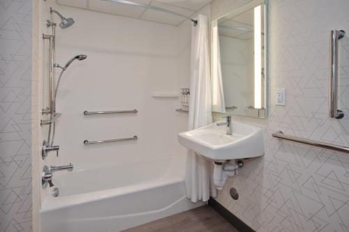 holiday inn express kitty hawk outer banks an ihg hotel
