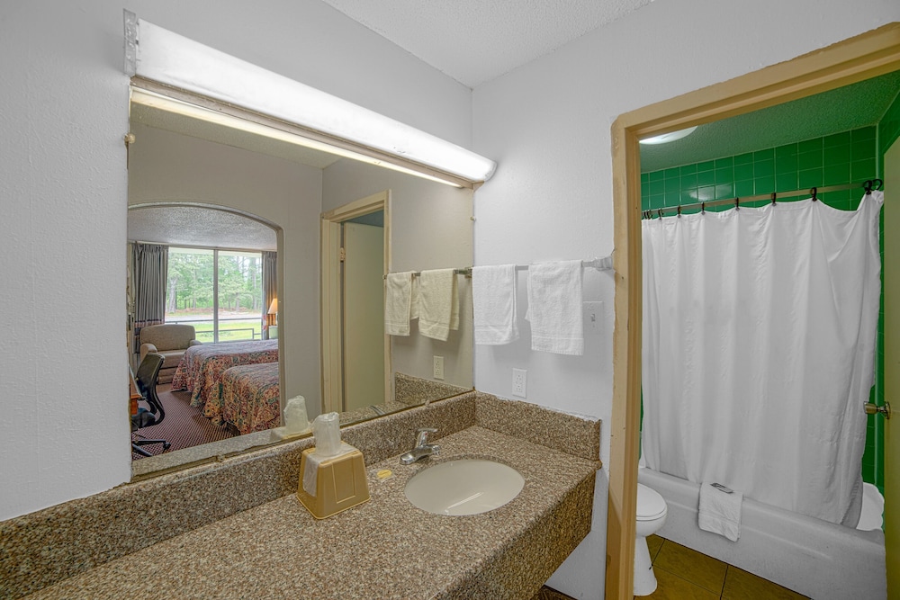 masters inn selma smithfield i 95 by oyo