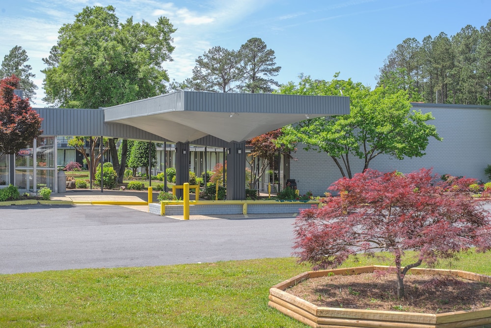 masters inn selma smithfield i 95 by oyo