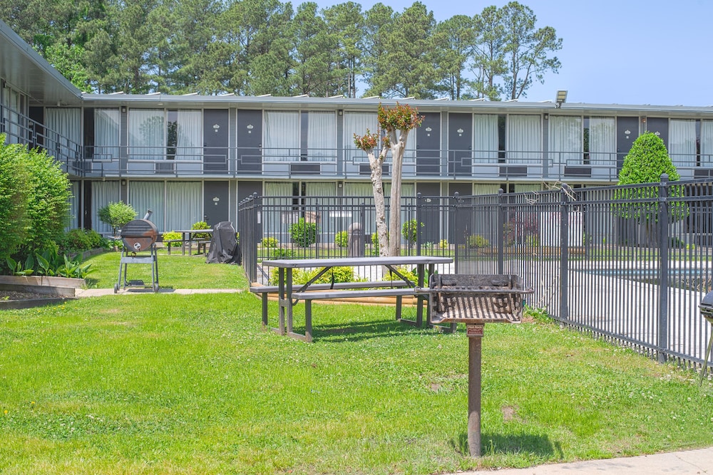 masters inn selma smithfield i 95 by oyo