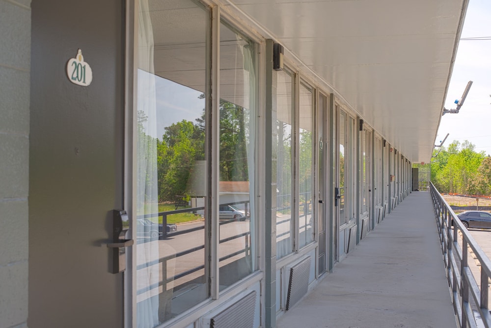 masters inn selma smithfield i 95 by oyo