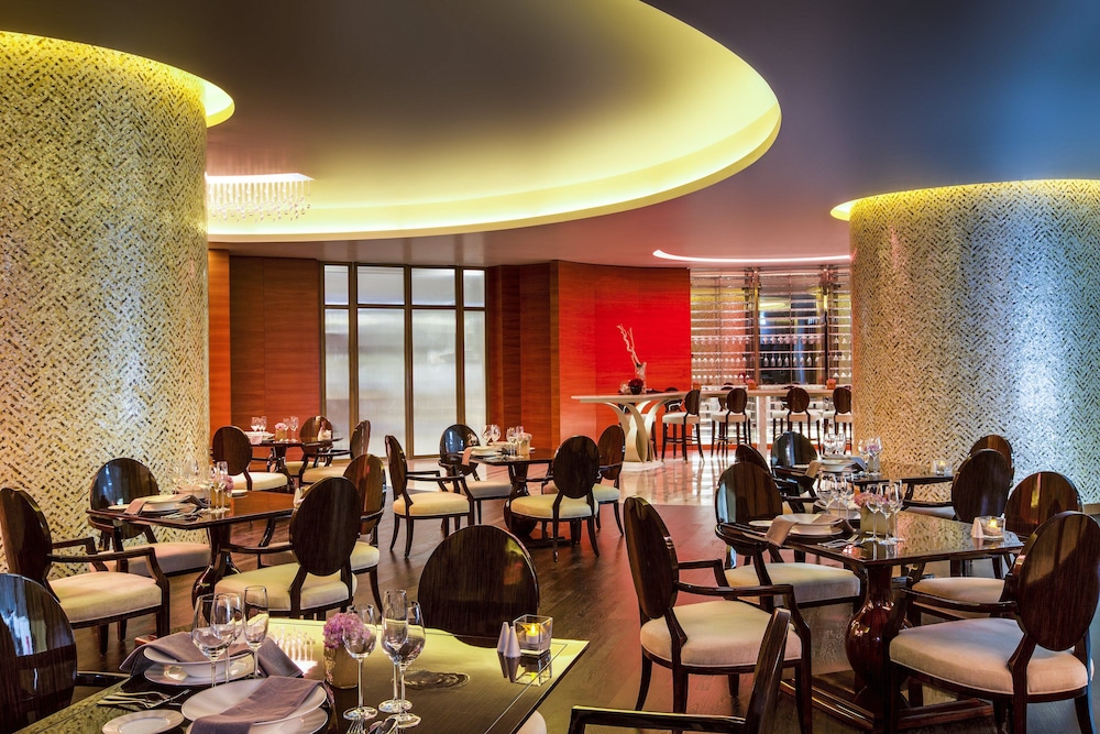 bab al qasr residence