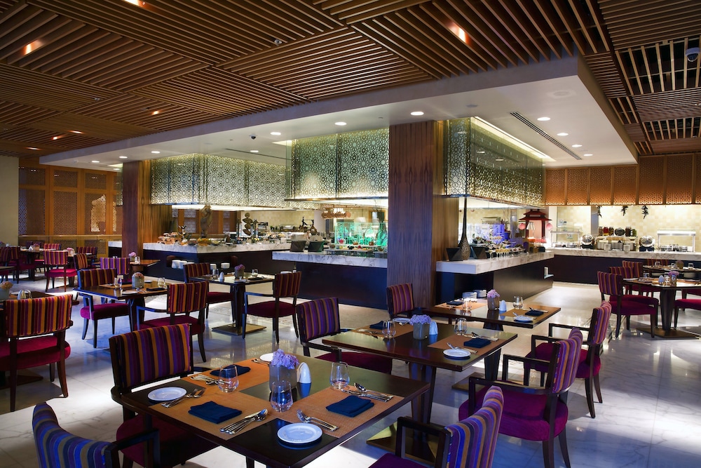 bab al qasr residence