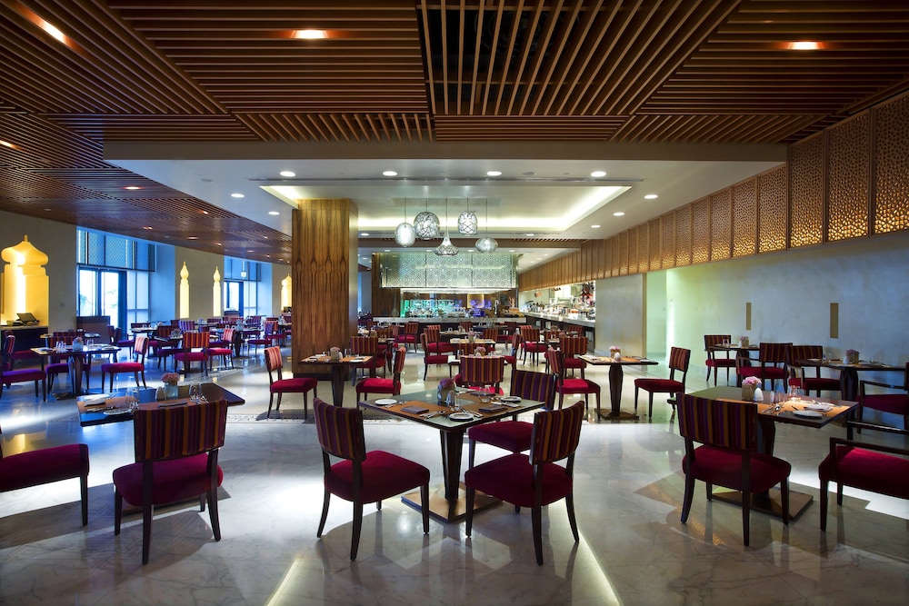bab al qasr residence