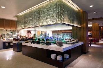 bab al qasr residence