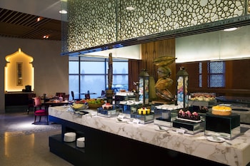 bab al qasr residence