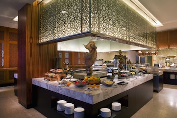 Bab Al Qasr Residence,Al Bateen>>Abu Dhabi,5 star