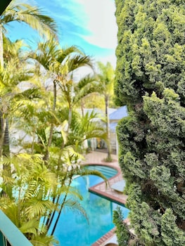 The Swan Valley Hotel,Perth>>Henley Brook,4 star