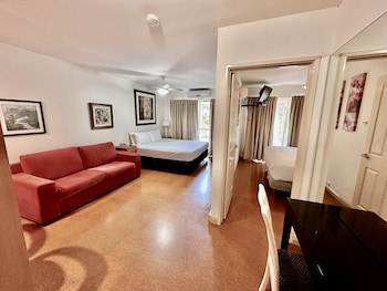 the swan valley hotel