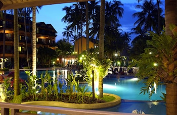 courtyard by marriott phuket patong beach resort