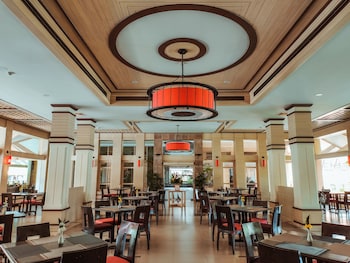 courtyard by marriott phuket patong beach resort