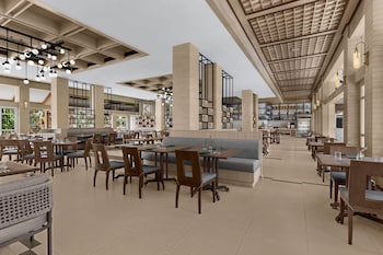 courtyard by marriott phuket patong beach resort